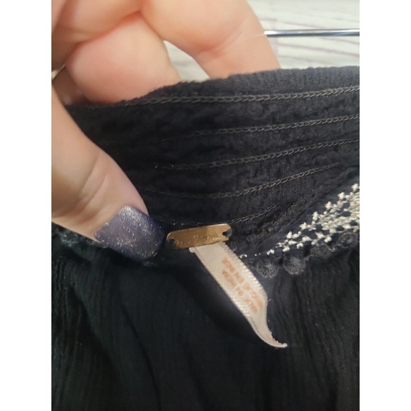 Free People Black Gauze Embroidered Lace Stretch Boho Shorts Womans Size Medium - Picture 6 of 8